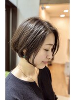 エルイコールアイエム(L=im) 赤み消し透明感グレージュ×小顔前下がりボブ