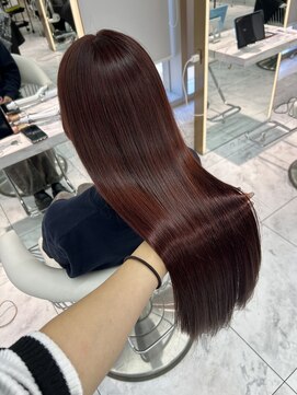 ロンドルピナス 小倉(Lond Lupinus) ミディアムレイヤーカット/似合わせカット/大人ガーリー/20代