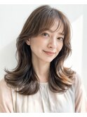 黒髪/グレーベージュ/レイヤーロング/前髪パーマ[新宿駅]