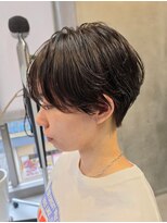 エリマ 調布(elima)&nbsp;人気の大人ショートヘアでスタイリングも簡単に◎