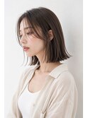 切りっぱなしボブ/肩上/外ハネ/前髪センターパート