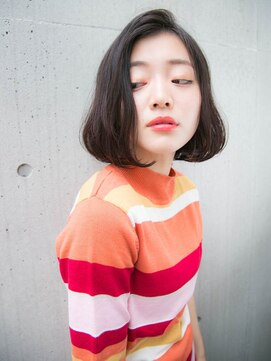 ルティア(Lutia) ダークモカブラウンで大人っぽく デザインカラー