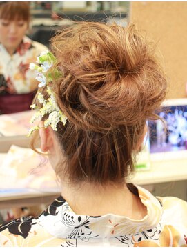 エメールヘア(aimere hair) 夏の浴衣に合う可愛いモテ髪お団子ヘア