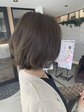 プライマリー(PRIMARY) 切りっぱなしボブ