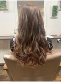 オレンジベージュ