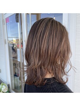 アーティック ヘア ディーヴァディーヴォ アーバ(ARTIC HAIR DIVA DIVO Arbor) くびれヘア