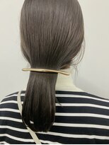 キー(kii)&nbsp;オリーブベージュ　ロングヘア　福岡　天神　薬院　20代　30代