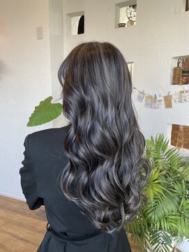ソンリエ 青竹店(SONRiE) アッシュグレーハイライトカラー