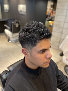 フランクスバーバー アンド ビアークラブ(FRANK'S BARBER and BEER CLUB) ナチュラルフェードベリーショートF