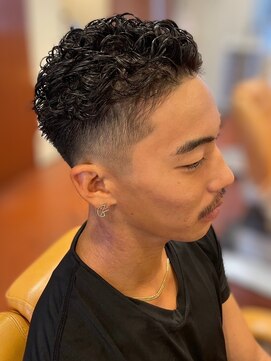 スカイ 亀戸店 (sky) ハイライト/マッシュパーマ/アッシュブラック<理容室>[亀戸]