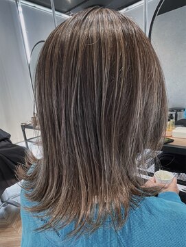 ル レーヴ 草薙店(Le reve) ミディアム/ハイライト/デザインカラー［静岡/草薙駅/御門台駅]