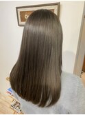 透明感グレージュ