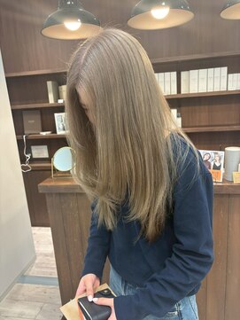 ニュースエン(newseN:) ミルクティーベージュ/ダブルカラー/ケアブリーチ/髪質改善/新潟
