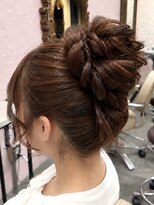 フッタ(Futta)&nbsp;お団子ヘア×結婚式ヘアセット【新宿】【西武新宿駅】
