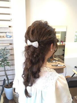 サロンドカスティーロ(salon de castillo) castillo☆かわいい編み下ろし☆結婚式パーティーアレンジ☆