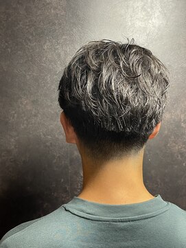 ヒロギンザ 神田店(HIRO GINZA) カット＋パーマ