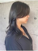 レイヤーカット暗髪シルバー