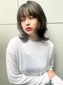 サンバレー(SUNVALLEY) 小顔カット　外ハネ　くびれヘア　フェイスレイヤー