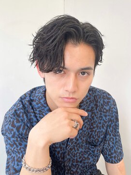 バース バイ ハピネス(BIRTH by happiness) ツイストスパイラルパーマ かきあげ ガイルヘア