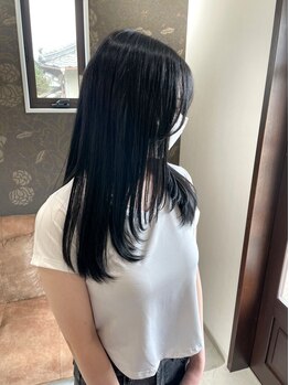 デュアル(DUAL)の写真/カットだけで印象が変わる☆骨格や顔のパーツ、髪質を見極めたカットで、伸びても扱いやすくセットも簡単!