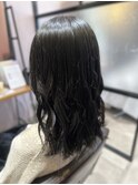 黒髪でもナチュラルな仕上がりに！