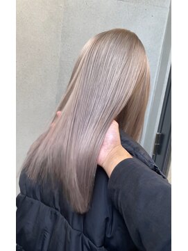 ヴァーディ オモテサンドウ(Vardy omotesando) ハイトーンロング・表参道ケアブリーチ・ベージュカラー・ロング