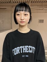 イル(iru)&nbsp;ミニボブ　オン眉　黒髪