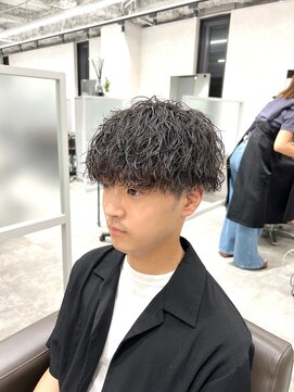 キートス(Kiitos) 波巻きパーマ