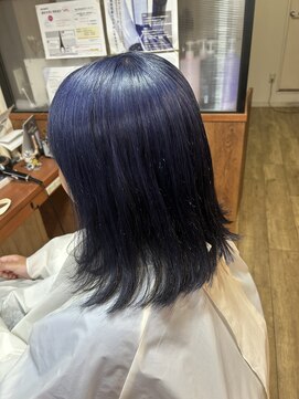 ネイビー系カラー