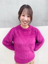 艶感のある暖色カラーとおしゃれなレイヤースタイルは新井を★