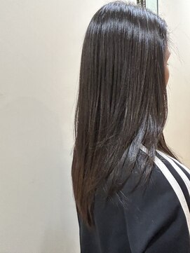 美粧 ほそや お花茶屋本店 顔周りレイヤーシャギーのロングレイヤー