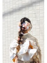 髪飾りとヘアセット専門店 hair bijou【ヘアビジュー】 編みおろし