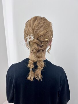 ノルン バイ シェリッシュ(Norn by sheriche) twin arrange