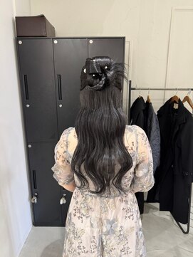 アトレ 福岡大名店(attrait) ブラウンロングは大人っぽさが引き出せる