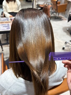 バンブーグラス バイ ユアーズヘアー(Bamboo grass by youres hair) 艶髪縮毛矯正×髪質改善ウルトワトリートメント