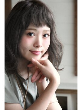 チョビー(Chobii) [chobii]表参道.青山☆小顔カット☆外国人風スタイル3189☆Yuki