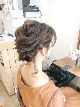 ロカット サロン(Roquat Salon) ボブくるりんぱウエディングヘアアレンジ【ヘアアレンジ 立川】