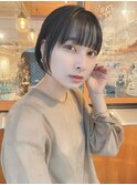 小顔に見える大人ショートボブ/インナーカラー