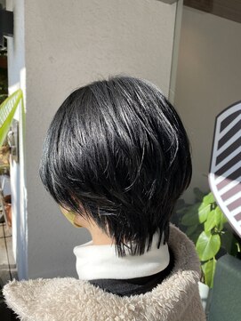 オーバルヘアー(OVAL hair) ウルフショート/ボブレイヤー/ダークアッシュ