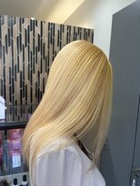 ティム(tim) ホワイトベージュ×イエロー