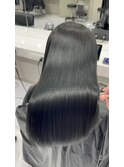 地毛風ブルーブラック×髪質改善ストレート
