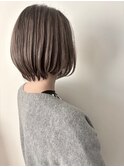 アッシュベージュ × ミニボブ