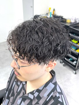 ノイセル 心斎橋(Noisyle) guest snap 刈り上げアップバングショート×ツイストスパイラル