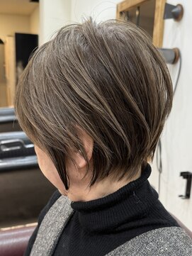 ハーツ(Heart's) 白髪ぼかし脱白髪染め似合わせショート40代50代60代♪