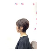 前髪あり大人風レイヤーショート