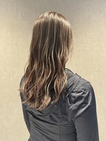 リア(Li'a)&nbsp;ハイライトカラー＋ホワイトベージュ