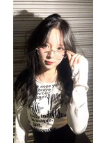 ロンドルピナス 小倉(Lond Lupinus) ミディアムヘア暗めカラー/デザインカラー/フェイスフレーミング