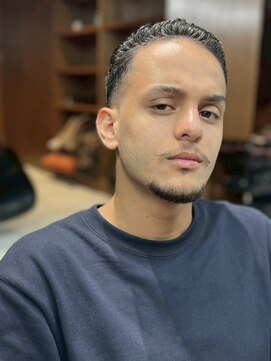 ヨロヘアー(YOLO hair) メンズバーバー/フェード/大人メンズ