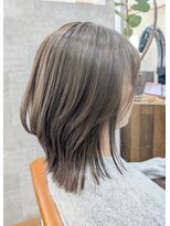 イル(iru)&nbsp;白髪ぼかしハイライト/レイヤー/Miku