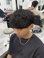 ノイセルヘアー(Noisyle Men's hair)&nbsp;リバースセンターパート/ニュアンスパーマ/ダウンバング/MEN'S